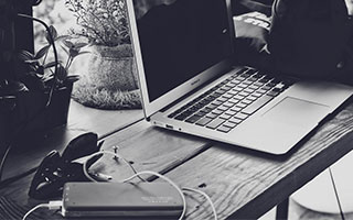 关于“heiliao”，我只想说：看域名而不是标题，真的能救你一次